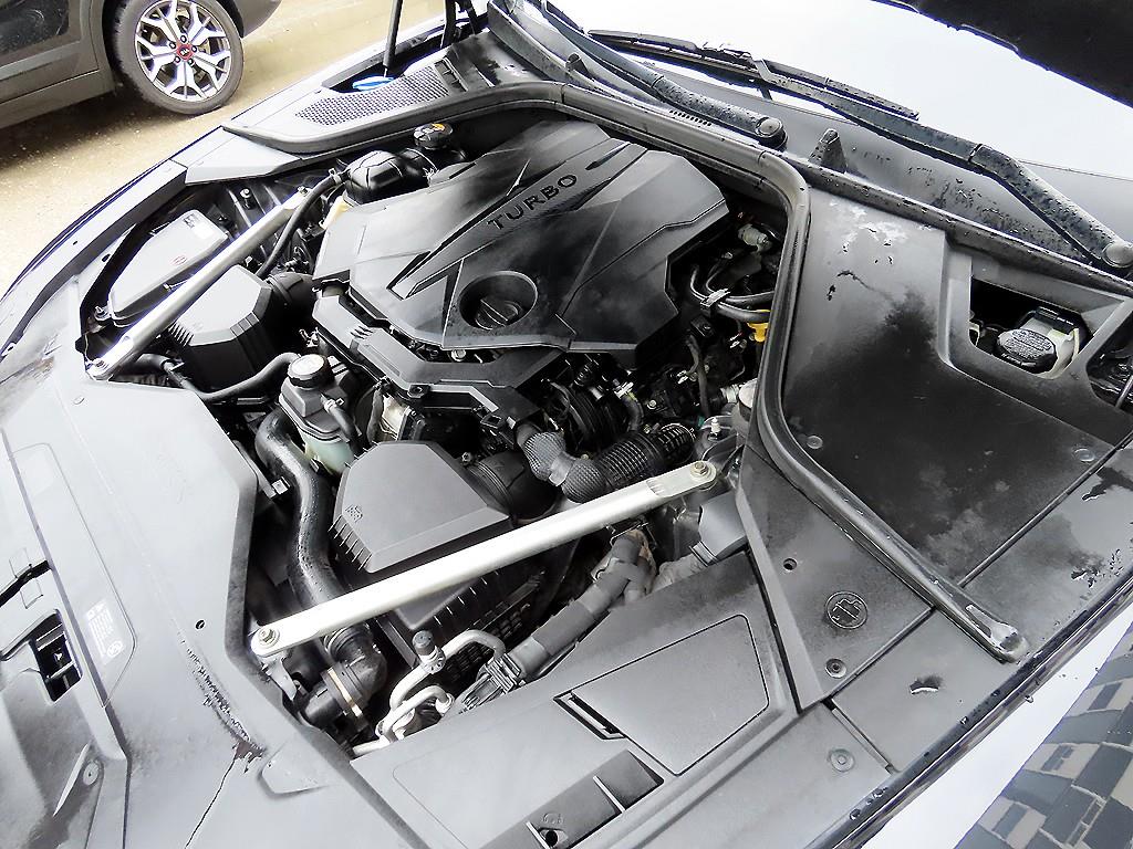 Genesis G80 — photo 19