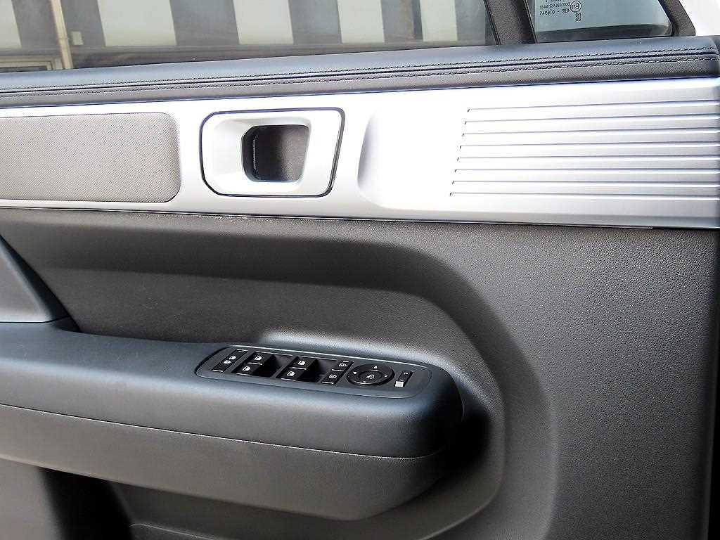 Hyundai Santafe — photo 12