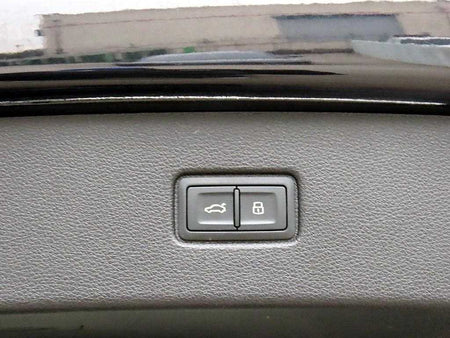 Audi Q7 — photo 17