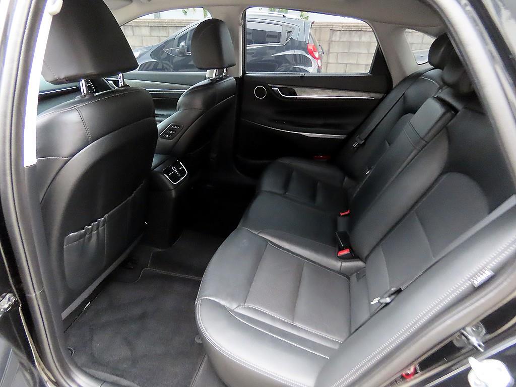 Hyundai Grandeur — photo 06