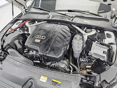 Audi A4 — photo 05