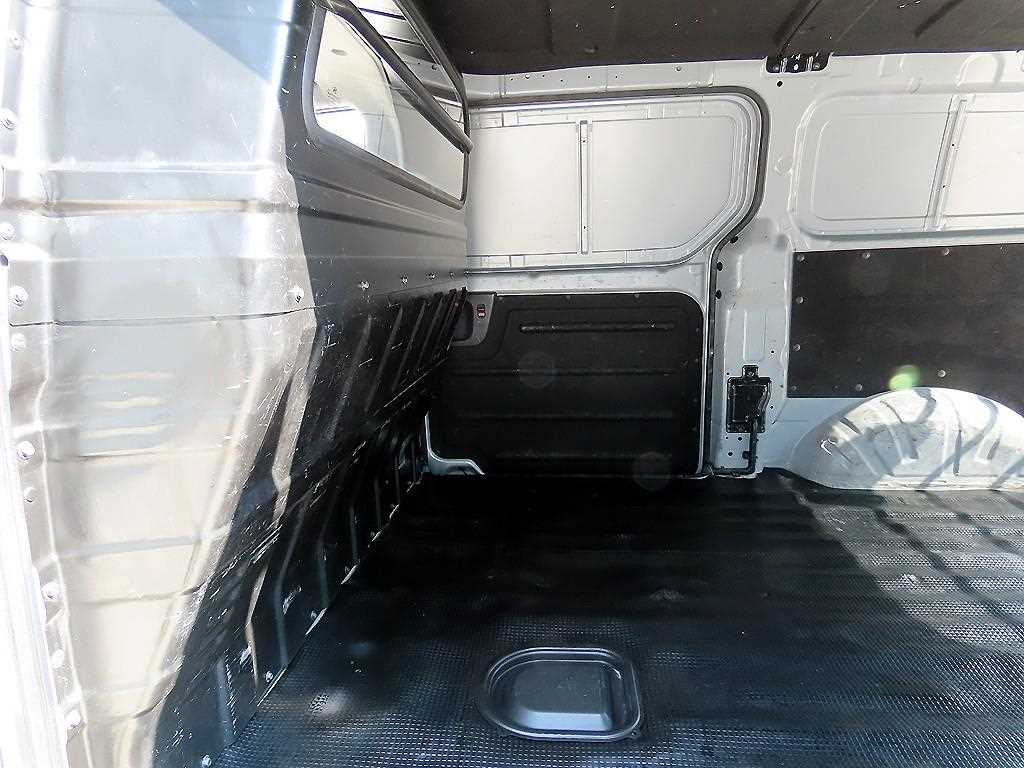 Hyundai Starex — photo 06