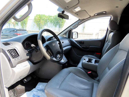 Hyundai Starex — photo 07