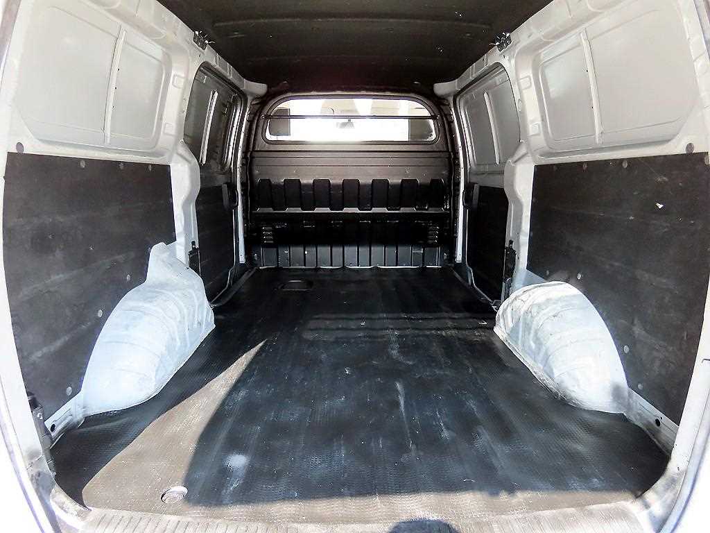 Hyundai Starex — photo 14