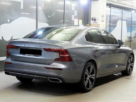 Volvo S60 — photo 04