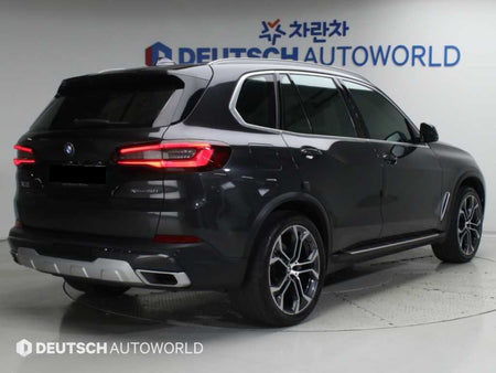 BMW X5 — photo 02