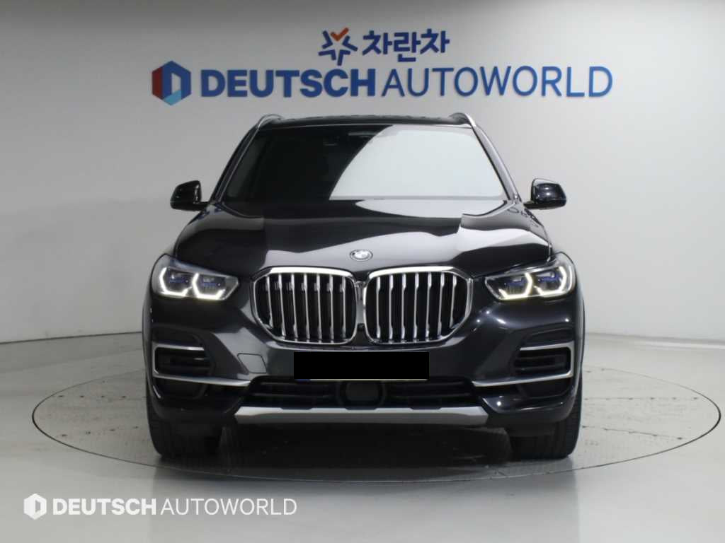 BMW X5 — photo 03