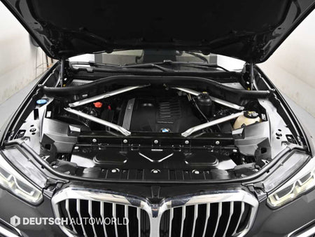BMW X5 — photo 06