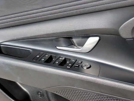 Hyundai Avante — photo 11
