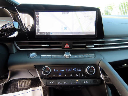 Hyundai Avante — photo 13