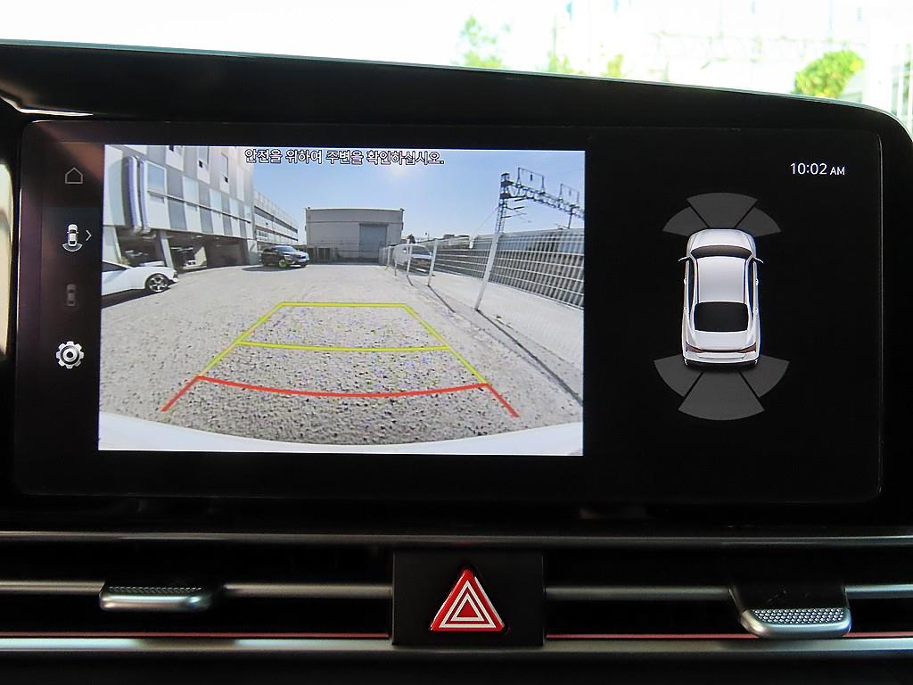 Hyundai Avante — photo 15