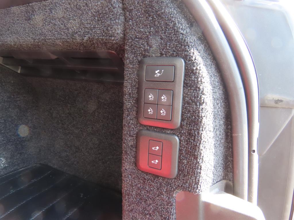 Land Rover Range Rover — photo 06