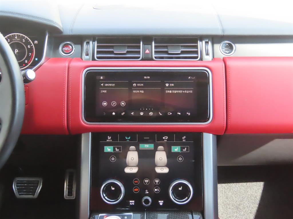 Land Rover Range Rover — photo 12