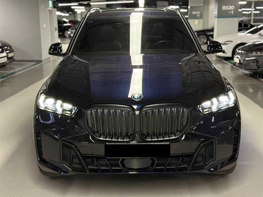BMW X5 — photo 02