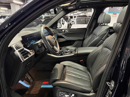 BMW X5 — photo 10