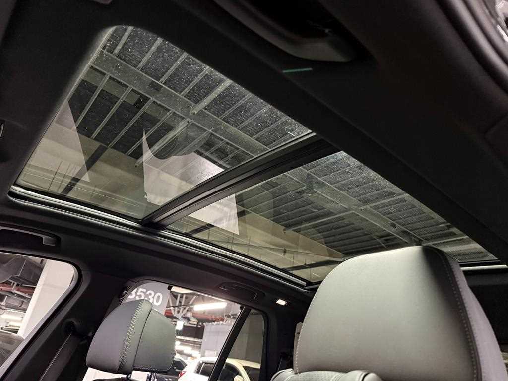 BMW X5 — photo 17