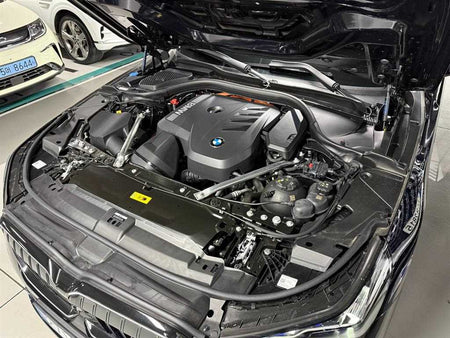 BMW 5-Series — photo 06