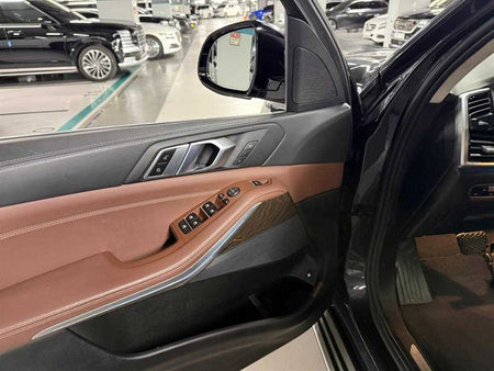 BMW X5 — photo 12