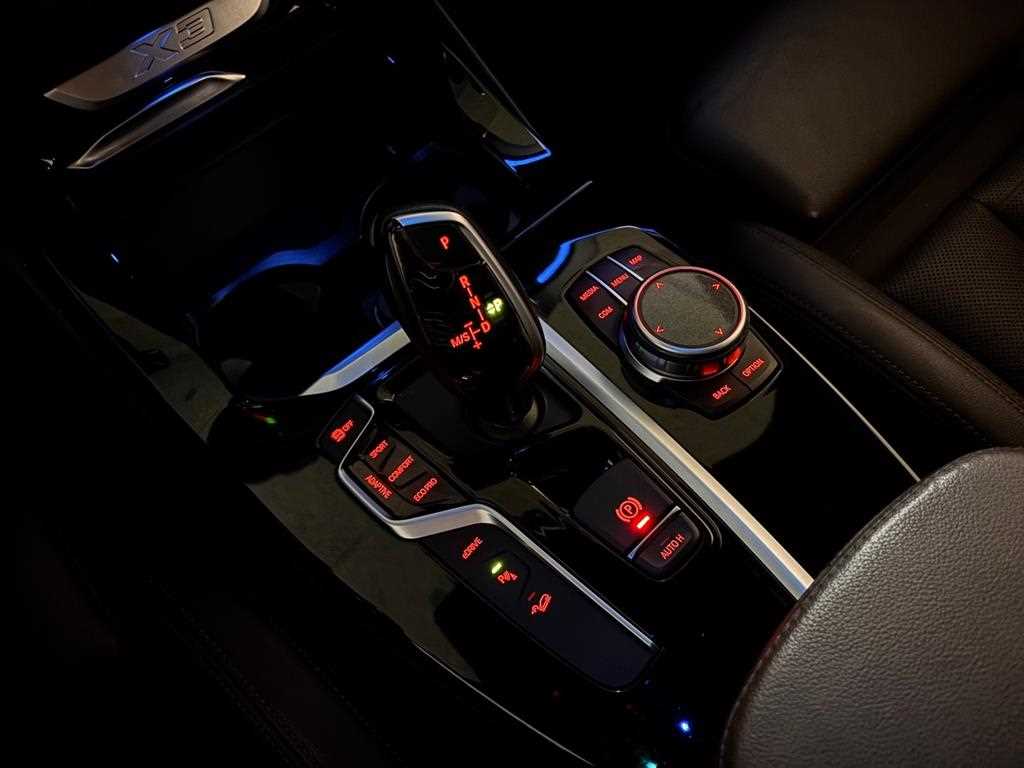 BMW X3 — photo 11