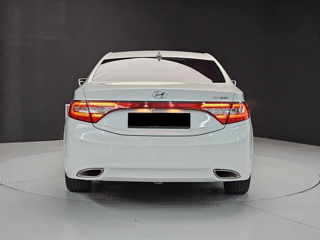 Hyundai Grandeur — photo 03