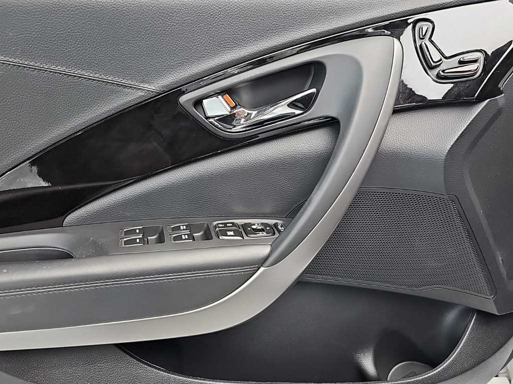 Hyundai Grandeur — photo 16