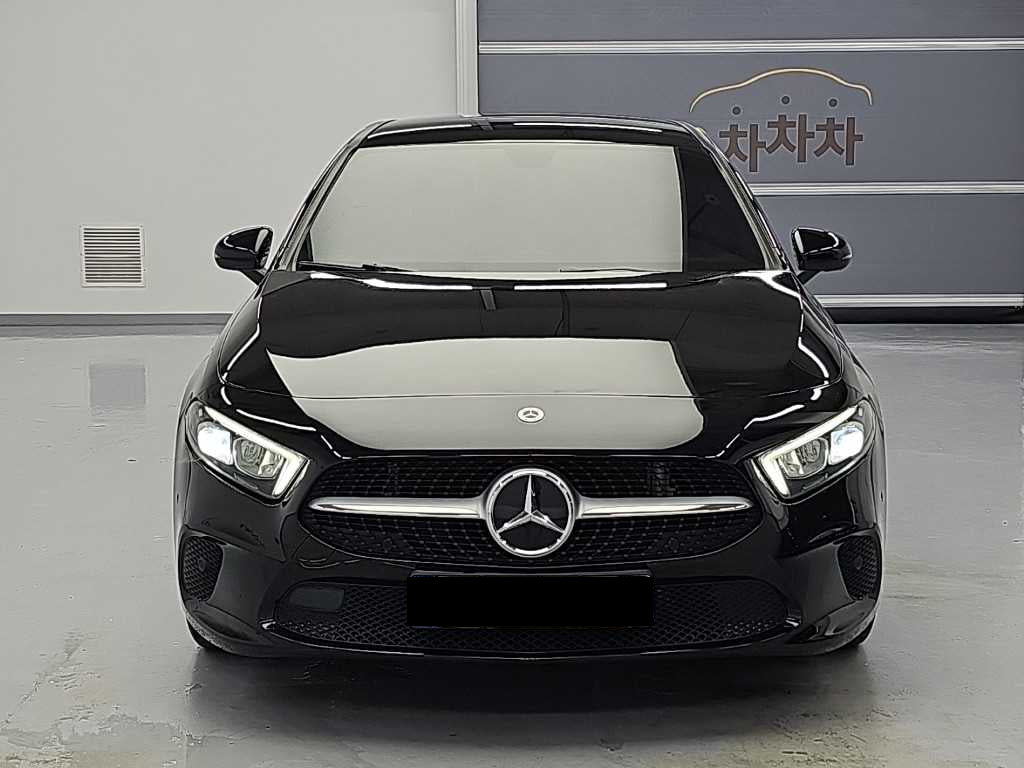Mercedes-Benz A-Class — photo 02