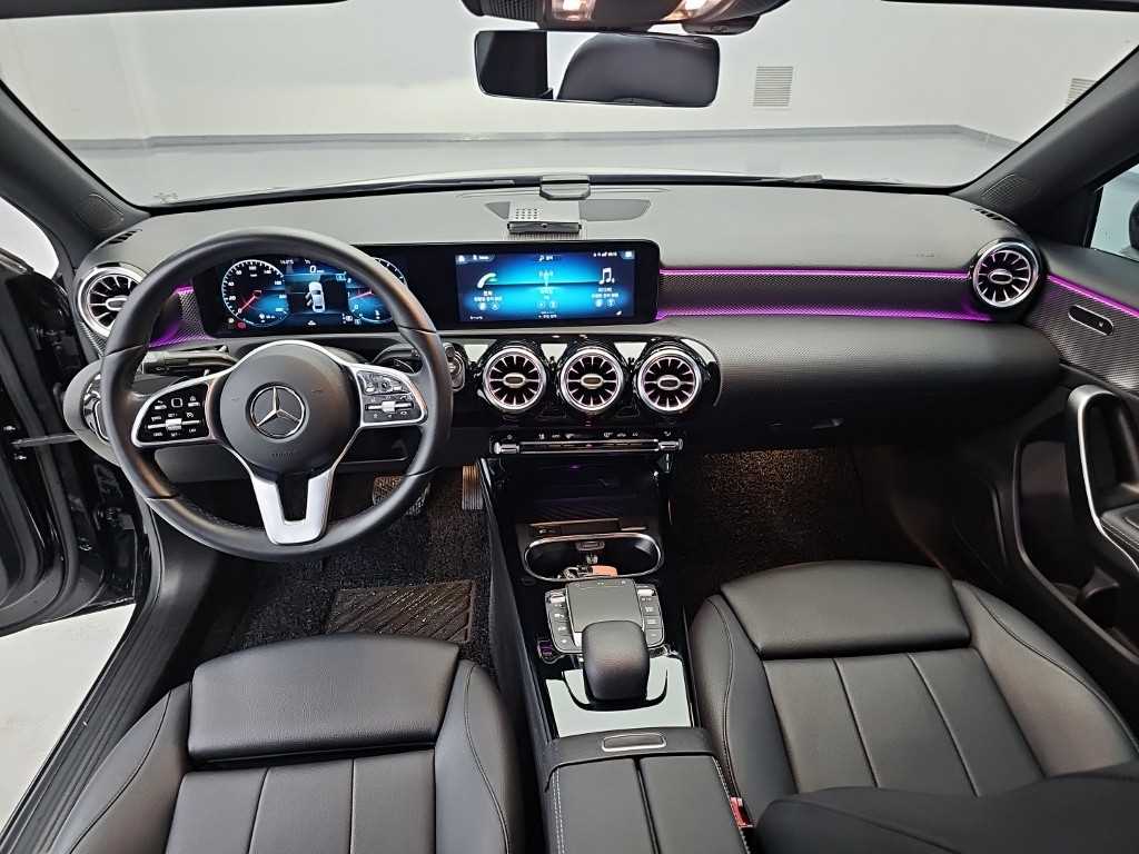 Mercedes-Benz A-Class — photo 07