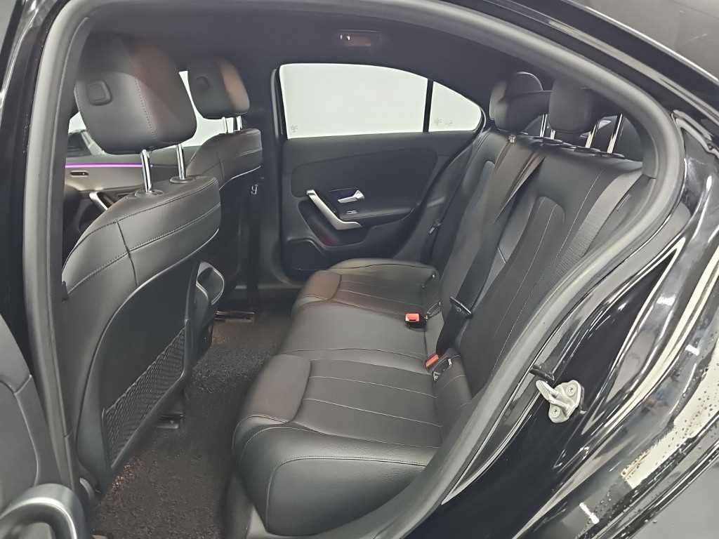 Mercedes-Benz A-Class — photo 12