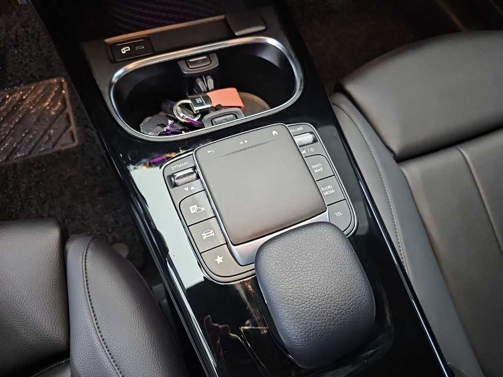 Mercedes-Benz A-Class — photo 15