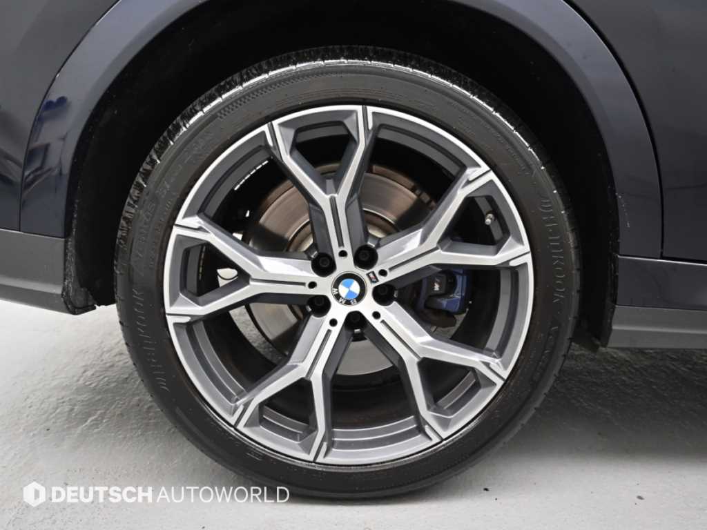 BMW X6 — photo 05