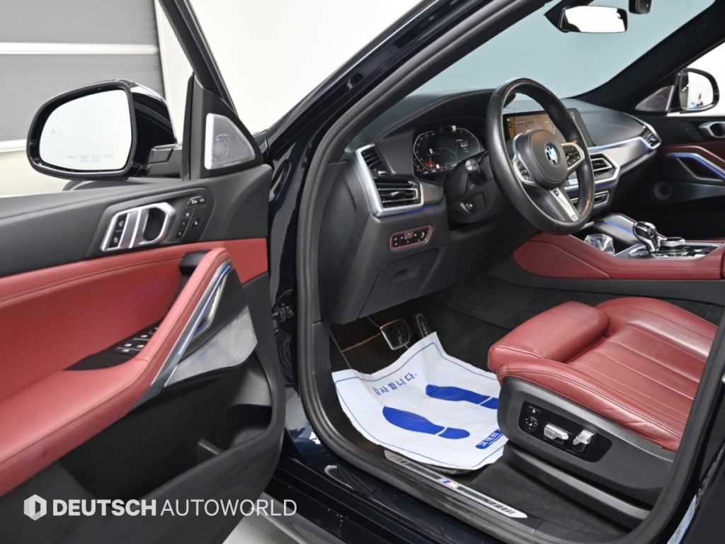 BMW X6 — photo 11