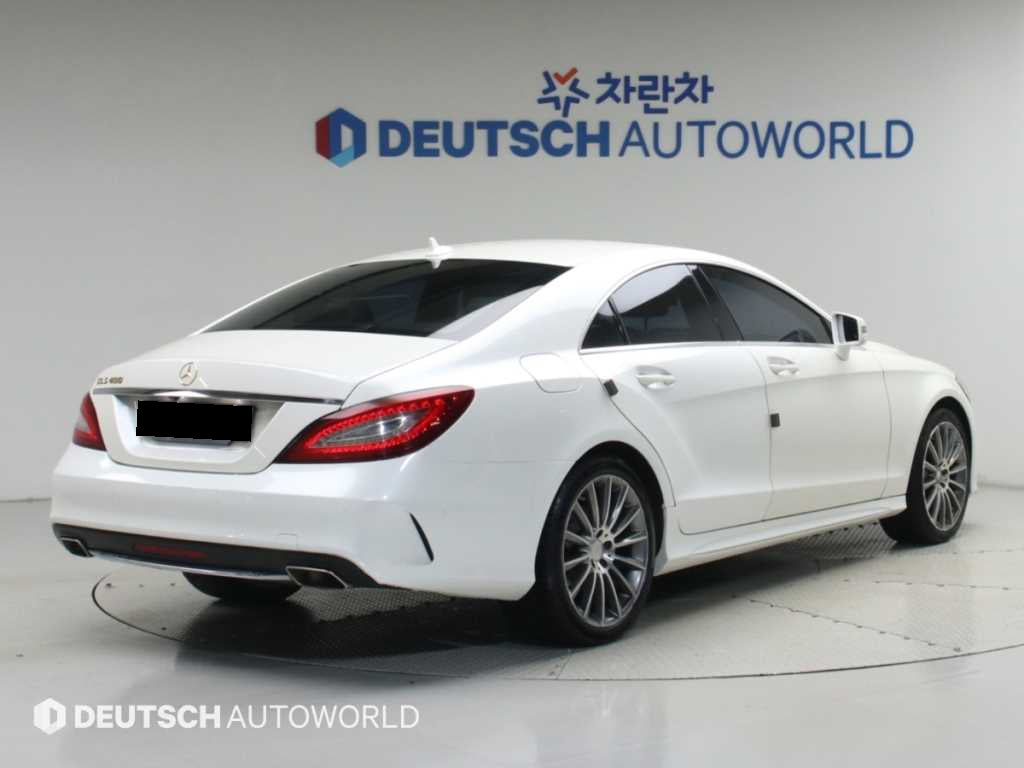 Mercedes-Benz CLS-Class — photo 02