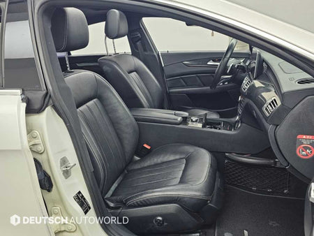 Mercedes-Benz CLS-Class — photo 10