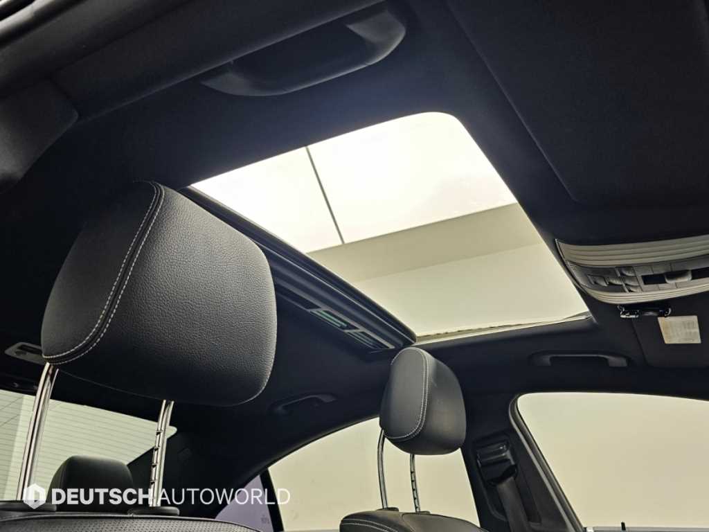 Mercedes-Benz CLS-Class — photo 18