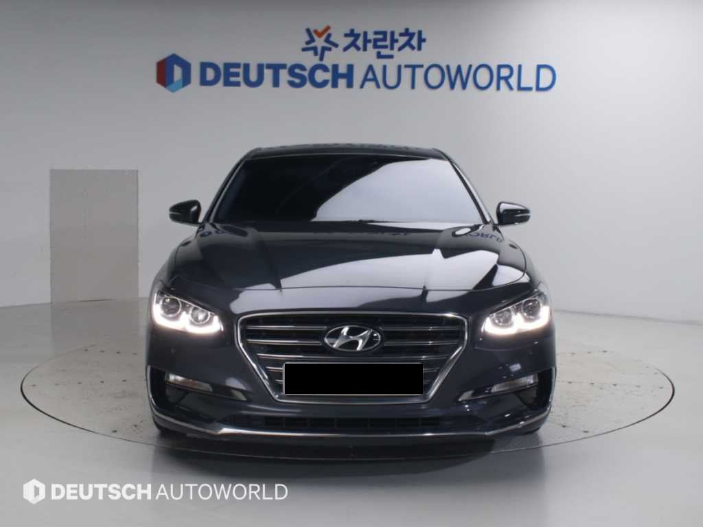 Hyundai Grandeur — photo 03