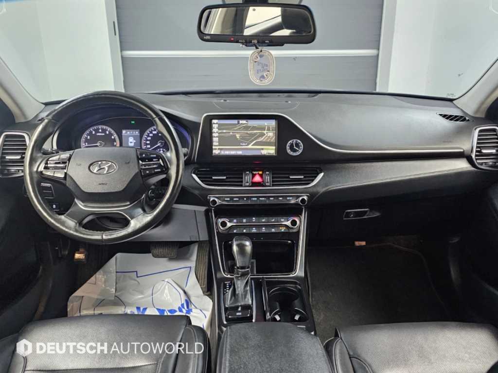 Hyundai Grandeur — photo 07