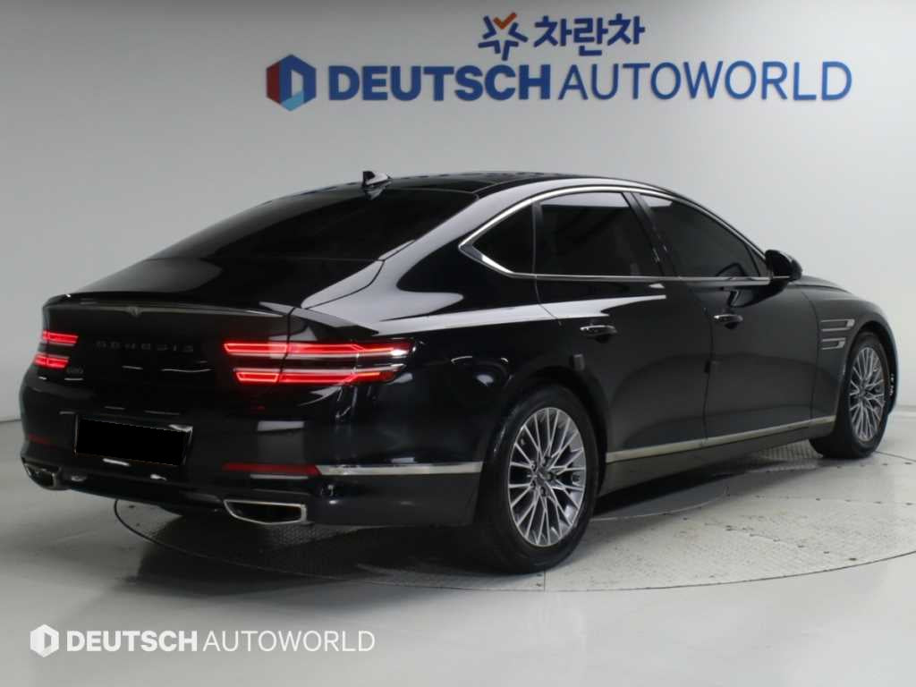 Genesis G80 — photo 02