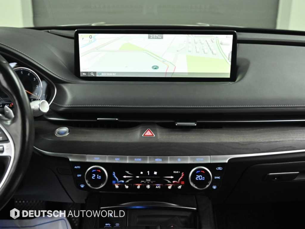 Genesis G80 — photo 14