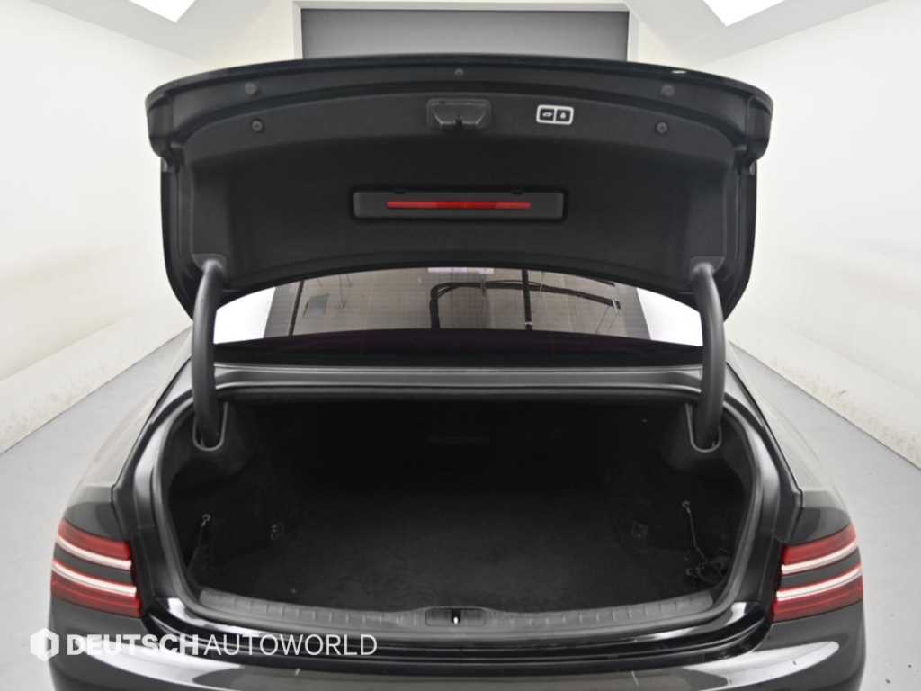 Genesis G80 — photo 19