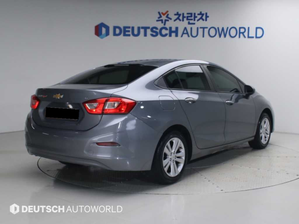 CHEVROLET Cruze — photo 02