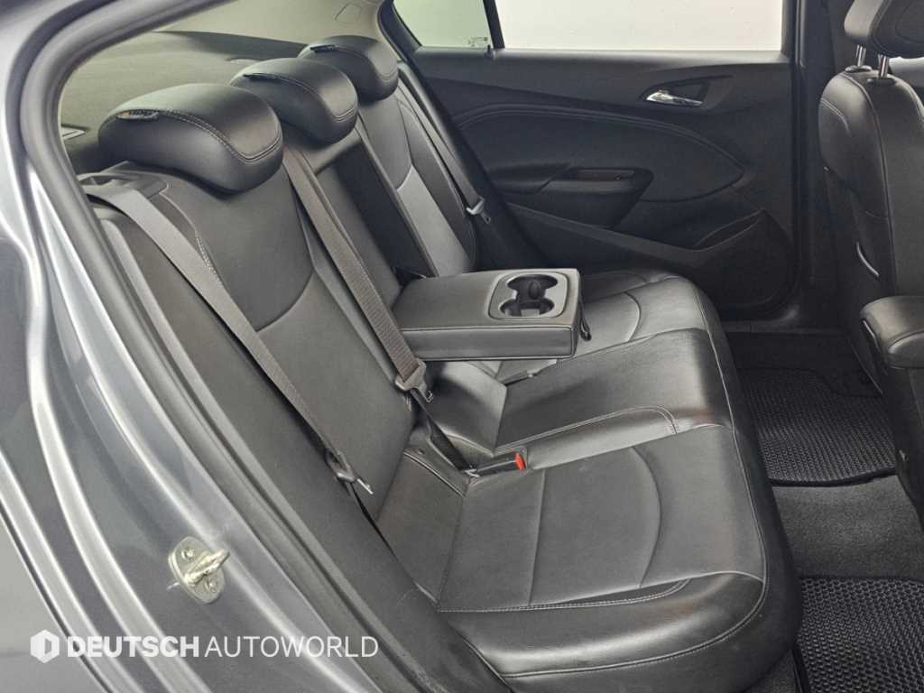 CHEVROLET Cruze — photo 12