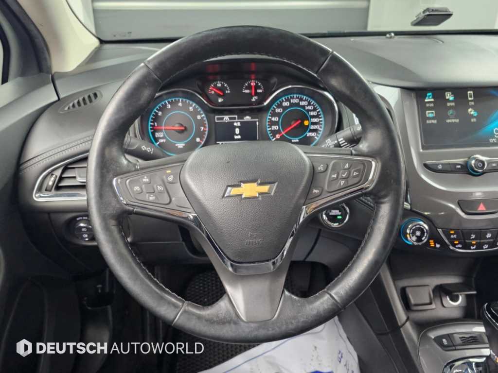 CHEVROLET Cruze — photo 13