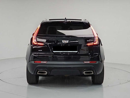 Cadillac XT4 — photo 03