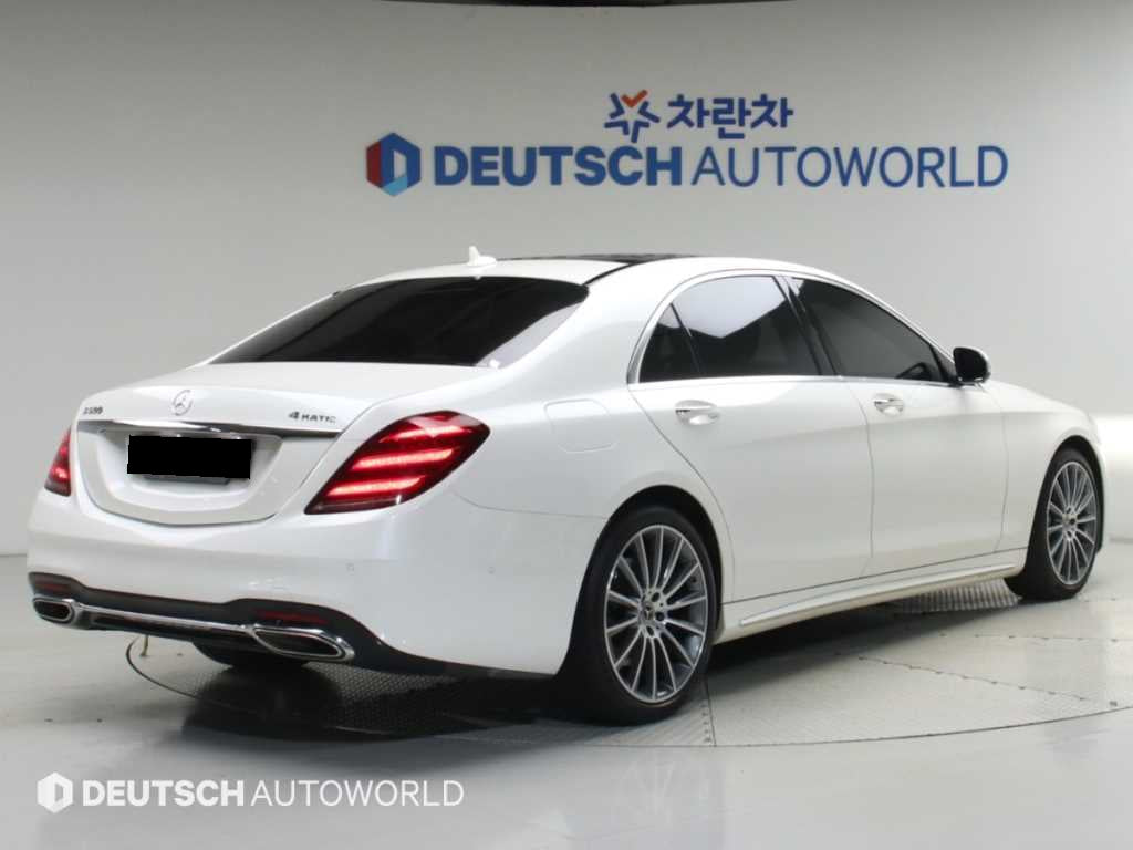 Mercedes-Benz S-Class — photo 02