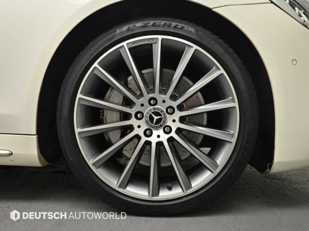 Mercedes-Benz S-Class — photo 05