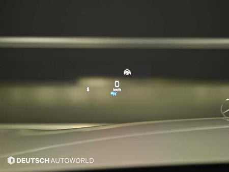 Mercedes-Benz S-Class — photo 17