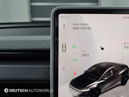 Tesla Model Y — photo 09