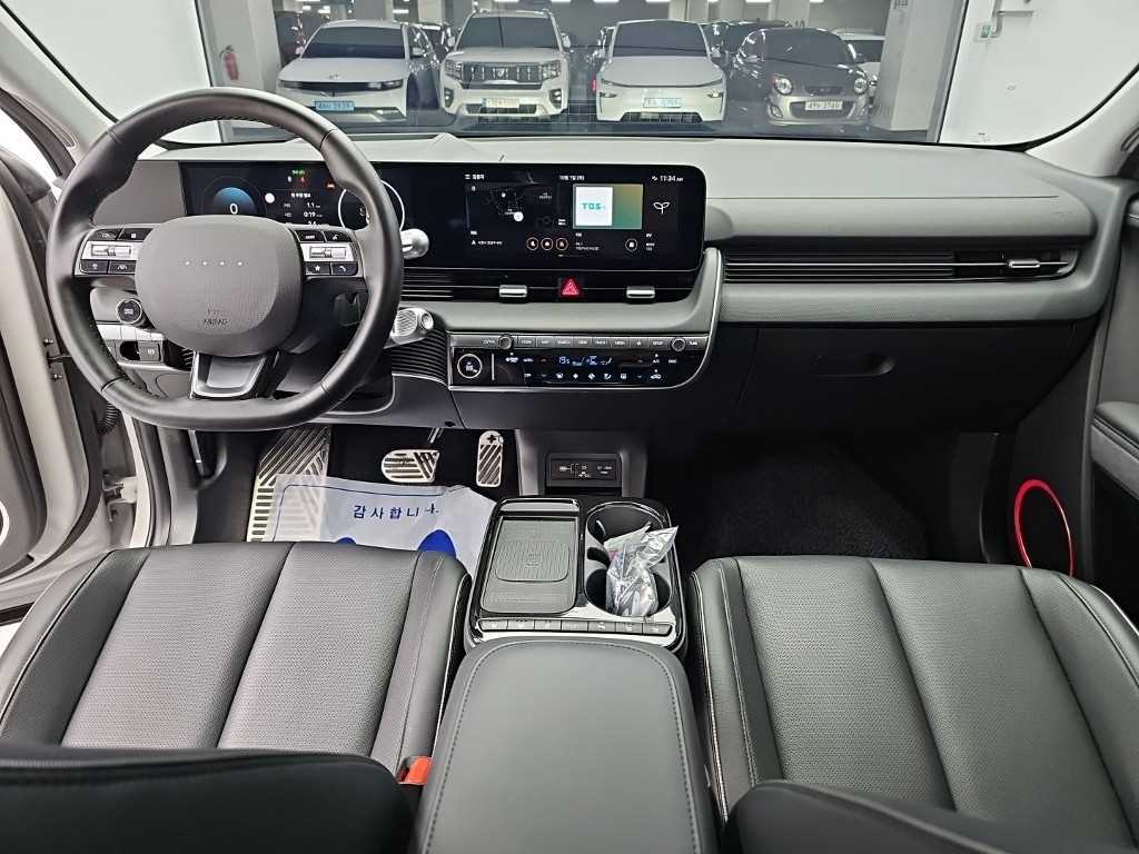 Hyundai Ioniq5 — photo 07