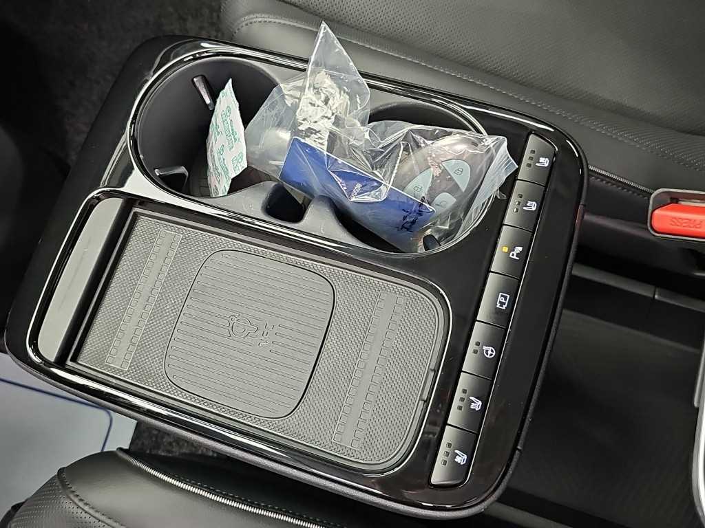 Hyundai Ioniq5 — photo 16