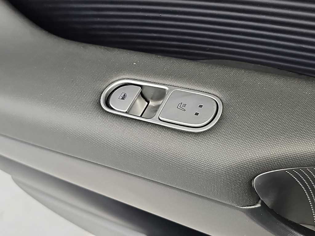 Hyundai Ioniq6 — photo 14